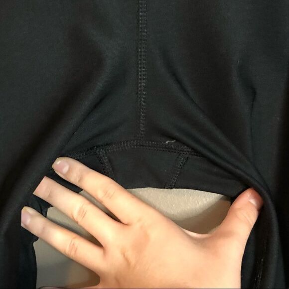 3 for $30! Rbx black & pink capris - Picture 5 of 8